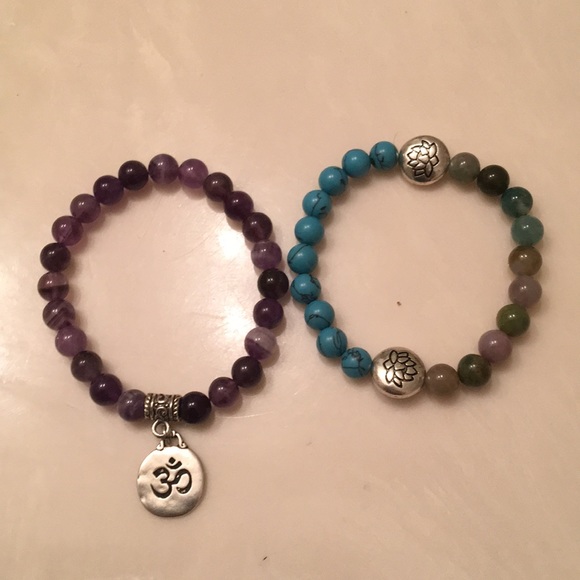 Jewelry - Set of two agate healing bracelets 7.5” stretch